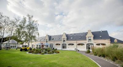 Maison - 690 m² - 22 pièces