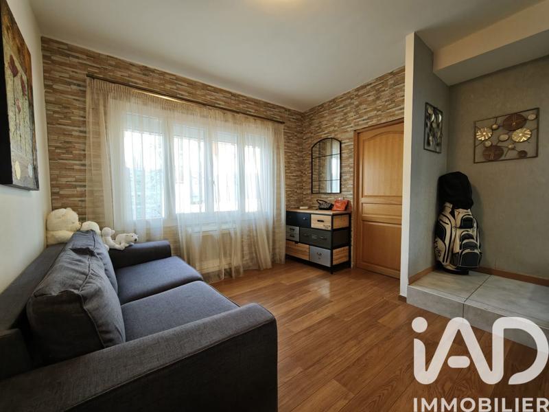 Maison - 140 m² - 4 pièces