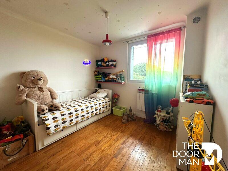 Appartement - 81 m² - 4 pièces