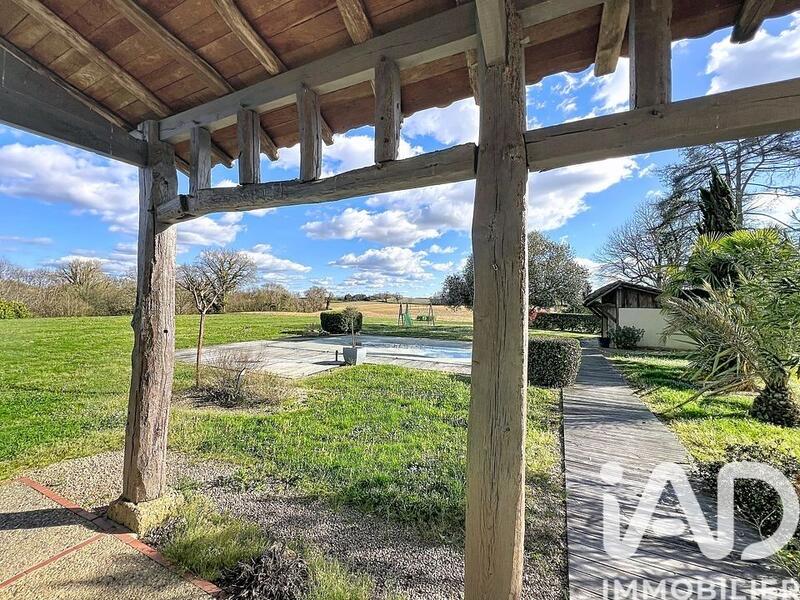 Maison de campagne - 288 m² - 7 pièces