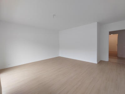 Appartement - 81 m² - 3 pièces