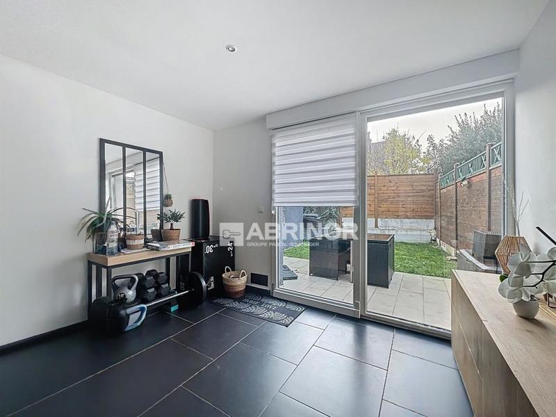 Maison - 92 m² - 4 pièces