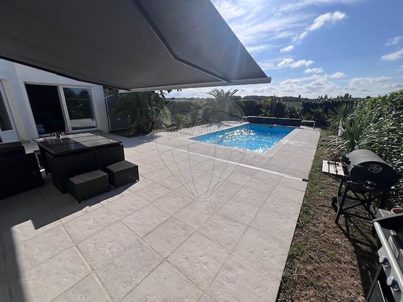 Maison - 144 m² - 7 pièces