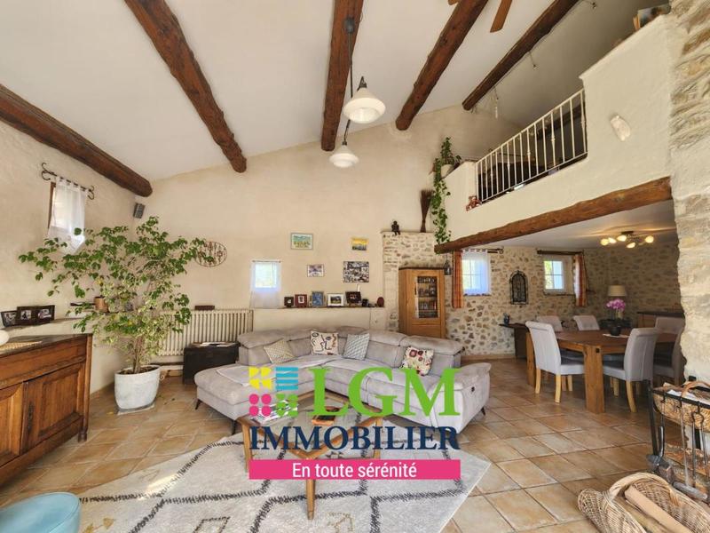 Mas - 220 m² - 5 pièces