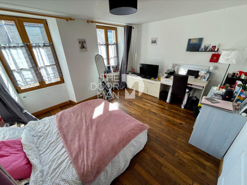 Immeuble - 176 m² - 12 pièces