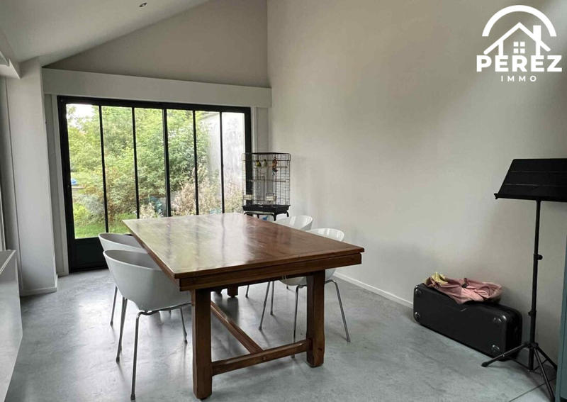 Maison - 193 m² - 6 pièces