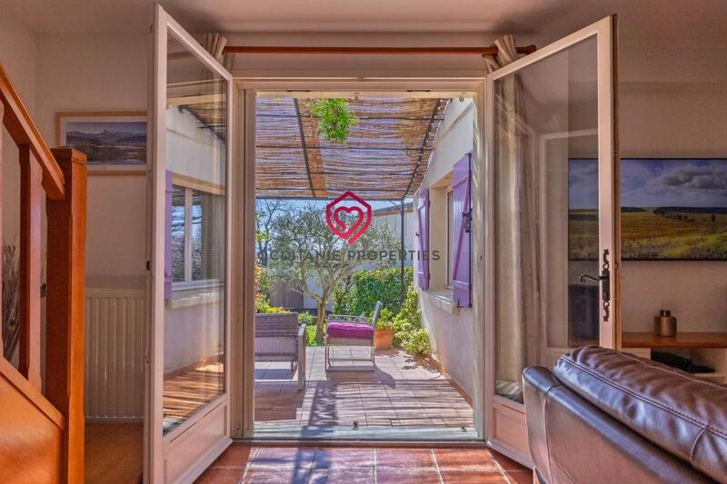 Maison de village - 186 m² - 8 pièces