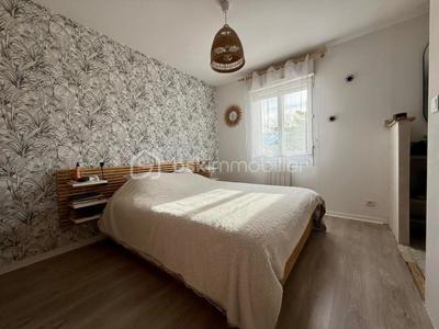 Maison traditionnelle - 119 m² - 6 pièces