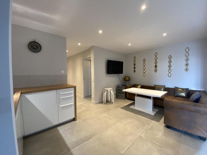 Appartement - 117 m² - 7 pièces