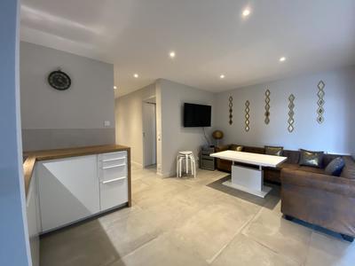 Appartement - 117 m² - 7 pièces