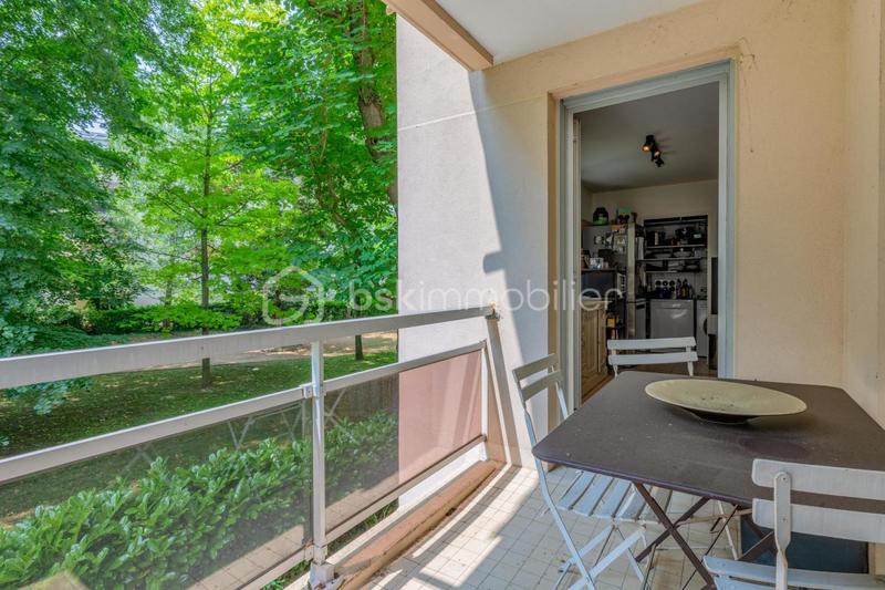 Appartement - 93 m² - 4 pièces