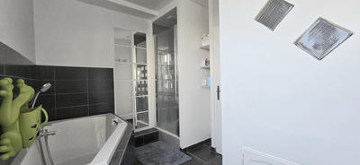 Maison - 100 m² - 6 pièces