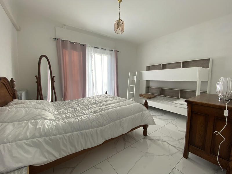 Maison - 179 m² - 7 pièces