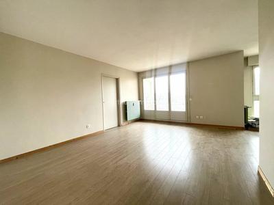 Appartement - 101 m² - 5 pièces