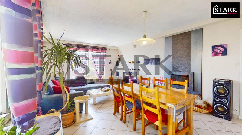 Maison - 145 m² - 8 pièces