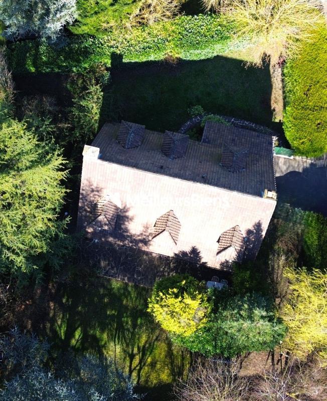 Maison - 166 m² - 7 pièces