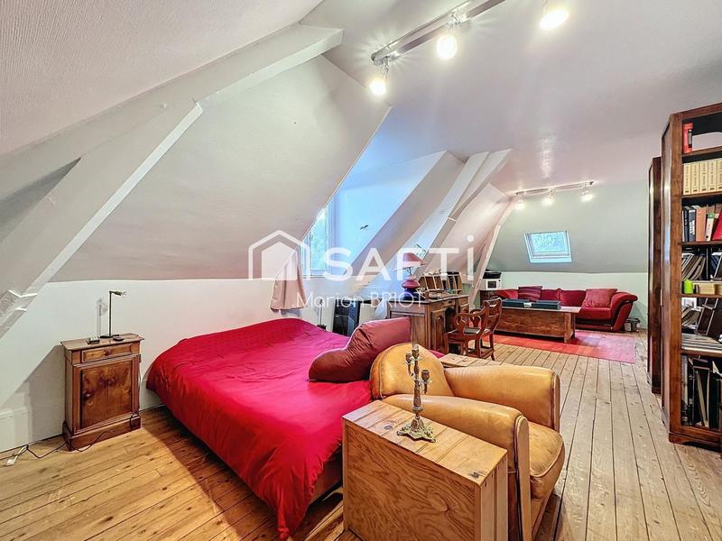 Maison de maîtres - 278 m² - 13 pièces