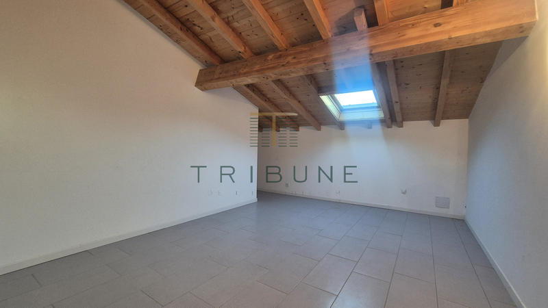 Maison - 270 m² - 7 pièces