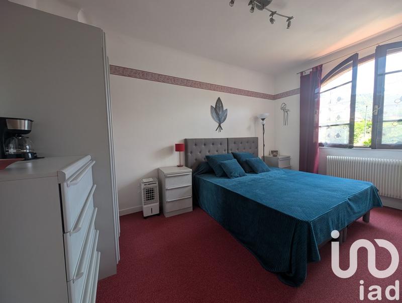 Maison - 350 m² - 10 pièces