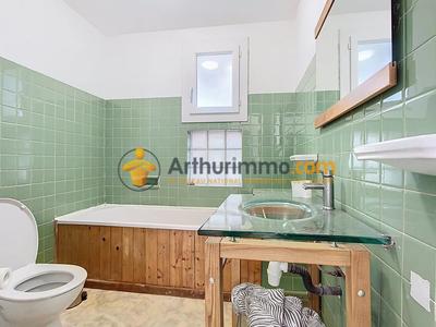 Immeuble - 45 m² - 7 pièces