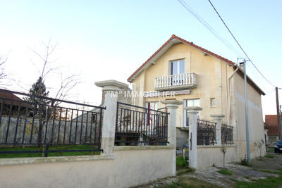 Maison - 160 m² - 5 pièces