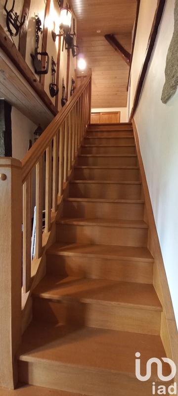 Maison - 140 m² - 10 pièces