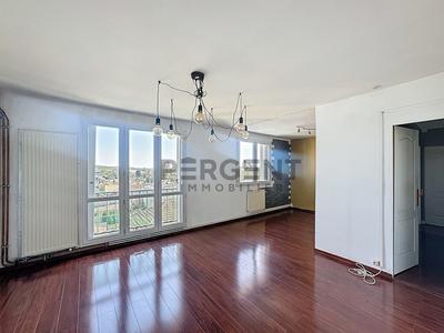 Appartement - 75 m² - 4 pièces