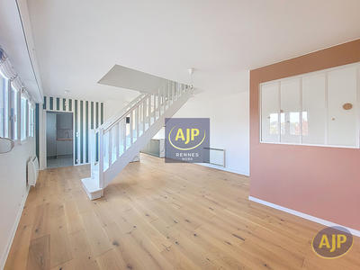 Appartement - 90 m² - 3 pièces