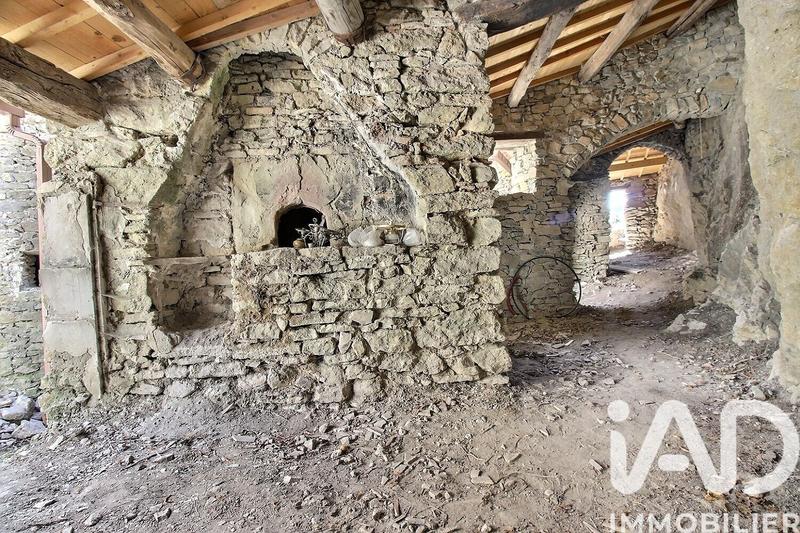 Maison - 220 m² - 8 pièces