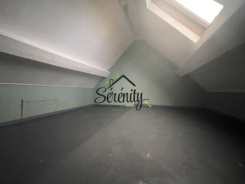 Maison - 83 m² - 5 pièces