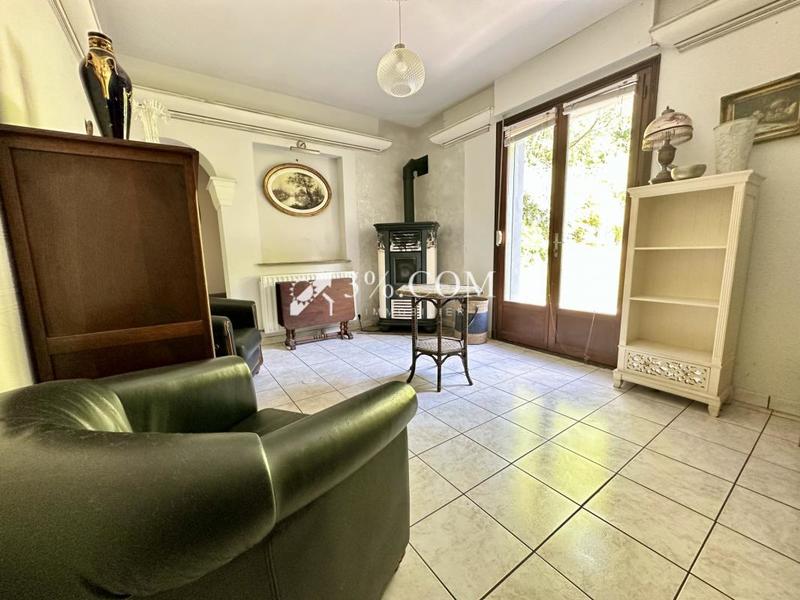 Pavillon - 169 m² - 8 pièces