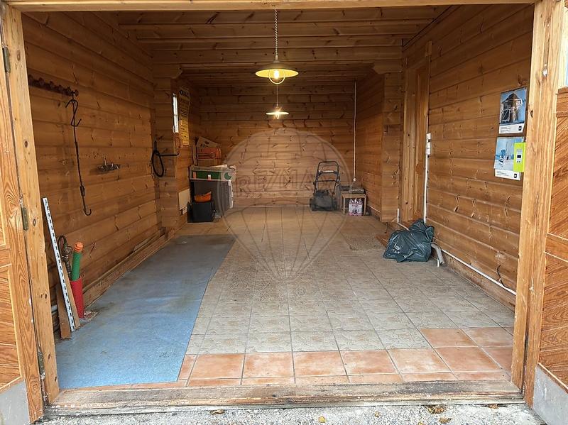 Maison de bois - 118 m² - 1 pièce