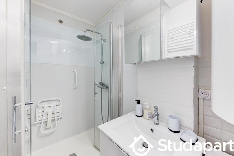 Chambre - 14 m² - 1 pièce