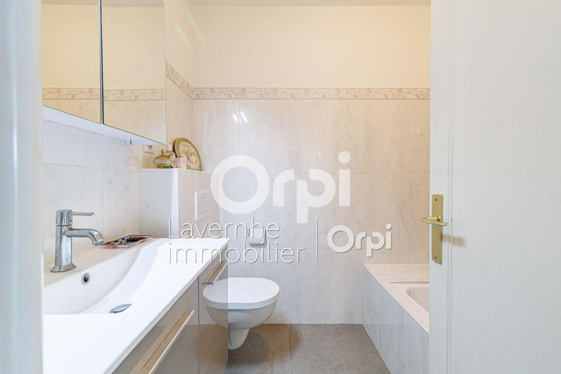 Appartement - 99 m² - 5 pièces