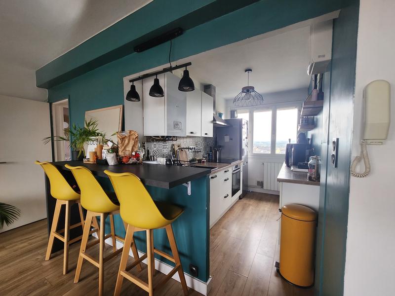 Appartement - 60 m² - 4 pièces