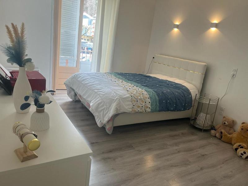 Appartement - 95 m² - 4 pièces