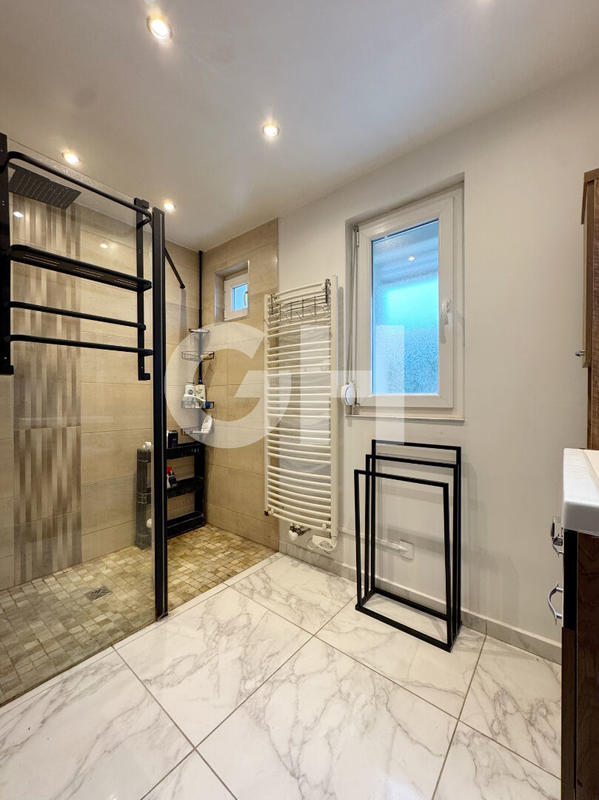 Maison - 126 m² - 5 pièces