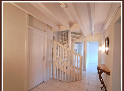 Appartement - 124 m² - 4 pièces