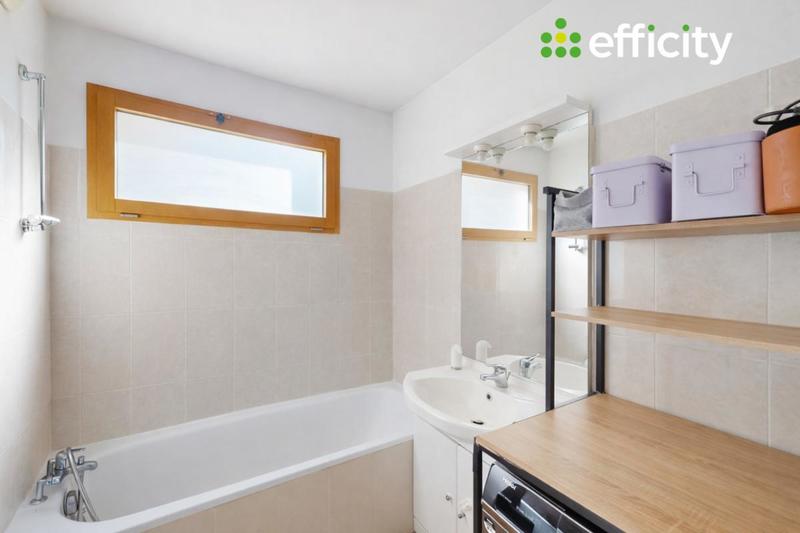 Appartement - 75 m² - 3 pièces