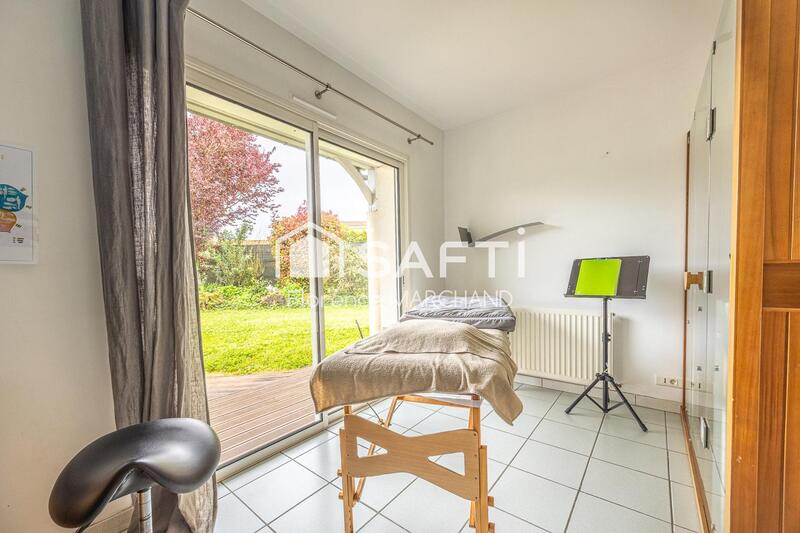 Maison - 151 m² - 6 pièces