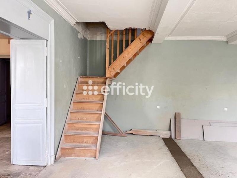 Maison - 354 m² - 9 pièces