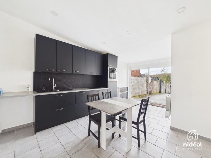 Maison - 104 m² - 4 pièces