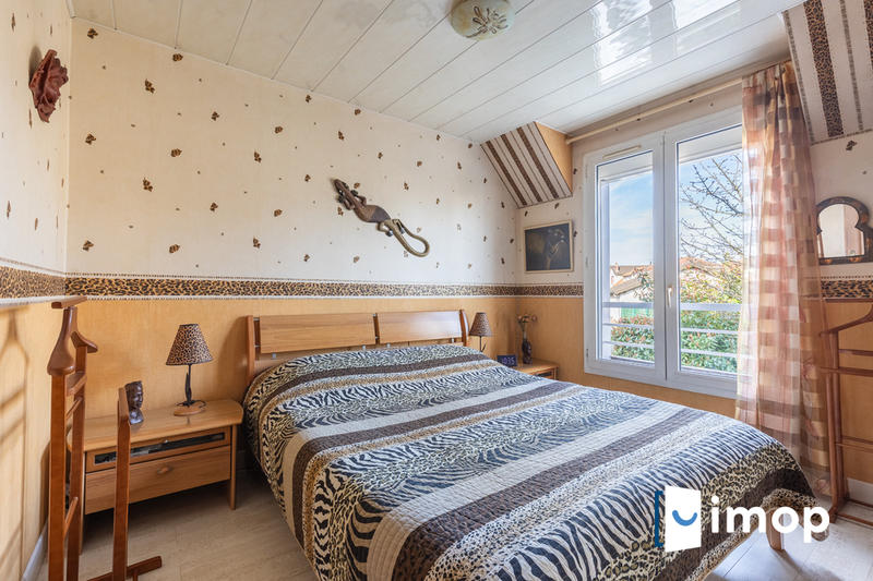 Maison - 97 m² - 5 pièces