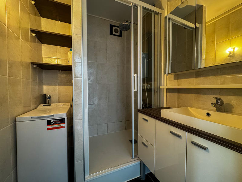 Appartement - 81 m² - 5 pièces