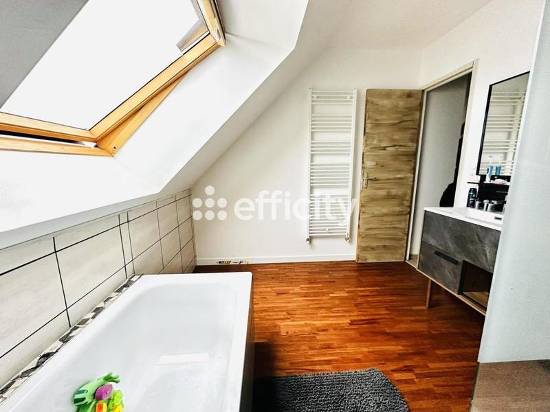 Pavillon - 103 m² - 5 pièces