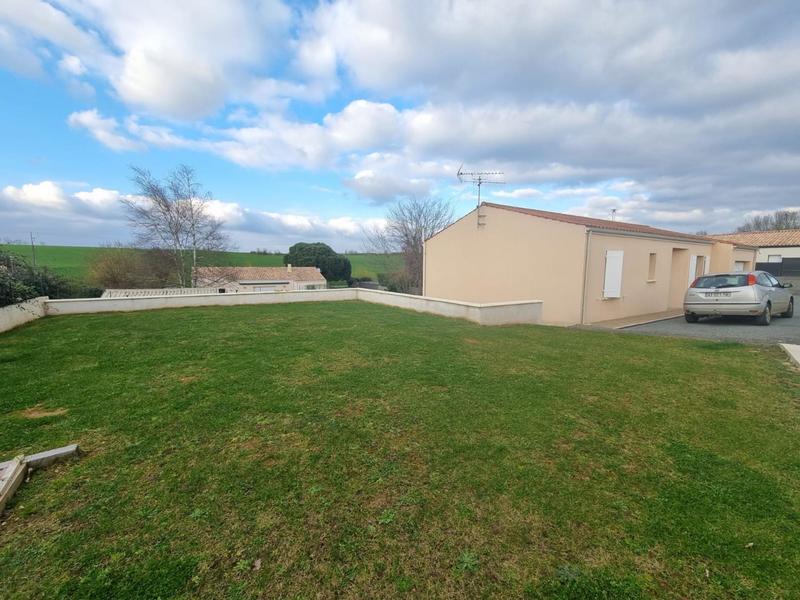 Maison - 93 m² - 4 pièces