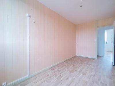 Appartement - 84 m² - 5 pièces