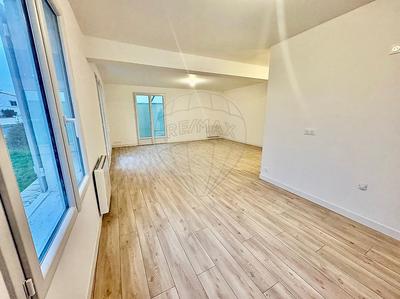 Maison - 76 m² - 3 pièces