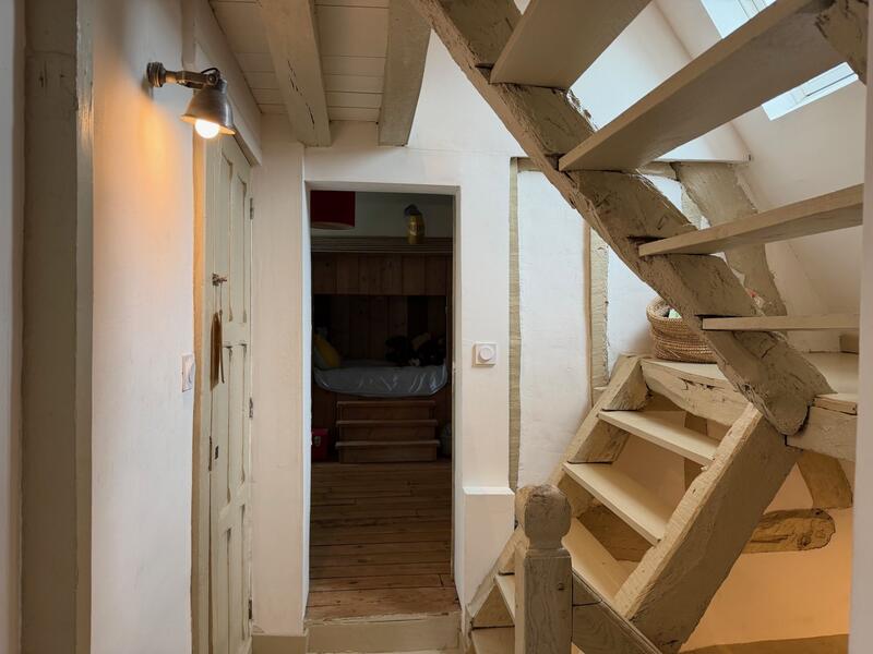 Maison - 198 m² - 7 pièces