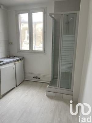 Studio - 12 m² - 1 pièce